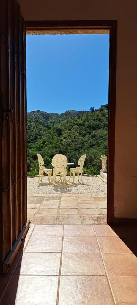 Appartement Peace And Tranquility At Montana Retreat à Alora Chambre photo